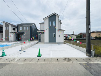 熊本市東区月出７丁目　新築戸建　A号棟